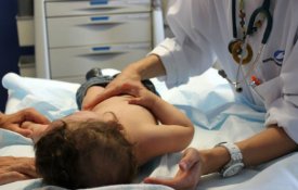 Utentes do Médio Tejo debatem medidas contra encerramento de urgência pediátrica
