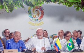 Na Colômbia, Lula defende cooperação entre países da Amazónia