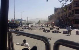 Atentado atinge protesto pacífico em Kabul