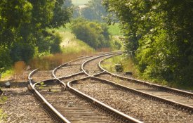 Da distância entre as promessas e as práticas na ferrovia