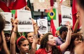 Supremo alinha com plano golpista e permite prisão de Lula
