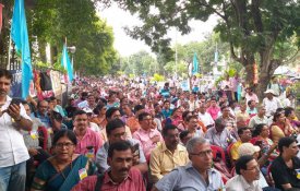 Índia: professores mobilizam-se em defesa da Educação pública