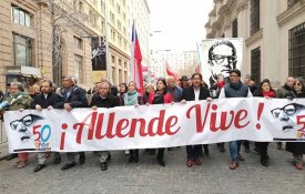 Em Santiago, marcha até ao monumento a Salvador Allende