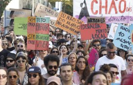 Intervenção Democrática promove debate sobre problema da habitação