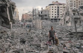 Solidários com a luta do povo palestiniano, sírios denunciam a brutalidade de Israel