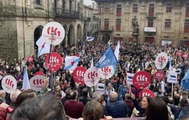 Professores galegos manifestam-se em Compostela em defesa do ensino público