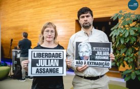 Parlamento Europeu: PCP propõe e aprova debate sobre a situação de Julian Assange 