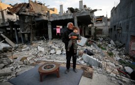 Sucessão de ataques israelitas a palestinianos em centros de ajuda