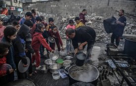 Gaza com níveis alarmantes de fome, enquanto Israel trava as ajudas