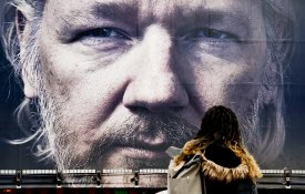 Julian Assange em liberdade