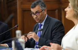 Falta de residências? Ministro culpa instituições do Ensino Superior subfinanciadas
