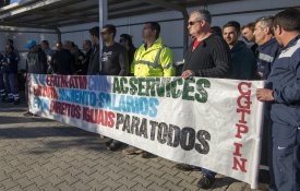 Marcha pelo emprego em Sines