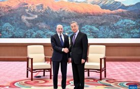 Diplomacia chinesa apela ao diálogo com os EUA e ao fim da «visão hegemónica»