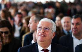 Ministro da Economia insiste numa «parceria estratégica comum» com os EUA