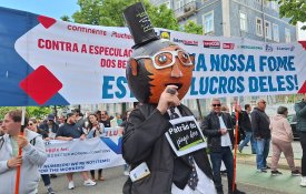 CESP: encerramento do comércio aos domingos volta à carga na próxima legislatura