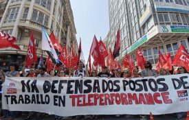 Forte mobilização na Corunha contra despedimento colectivo na Teleperformance