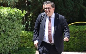 Venda do Novo Banco: Estado (todos nós) fica a arder em seis mil milhões de euros