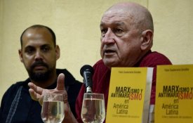 Filósofo cubano vence Prémio Libertador para o Pensamento Crítico