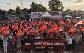 Turquia deve sair da NATO e encerrar bases estrangeiras, defendem comunistas
