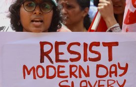 Trabalhadores indianos param o país