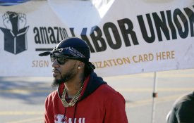 Christian Smalls, fundador do sindicato da Amazon, junta-se à Flotilha da Liberdade