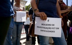 Bolseiros da Universidade de Coimbra em protesto contra a precariedade