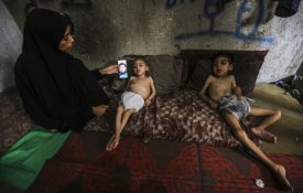 A fome e os ataques israelitas matam muito em Gaza, alerta médico
