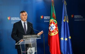 Governo quer acabar com o Plano Nacional de Leitura, mas não só 