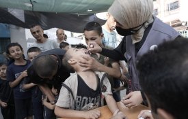 Bloqueio e ataques a unidades de saúde na origem de novas infecções em Gaza