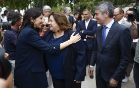 Externalização da manutenção da Carris? «Não sou técnica», diz Alexandra Leitão