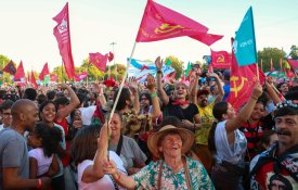 «A situação é exigente e a curva é apertada», mas o PCP «aqui está»