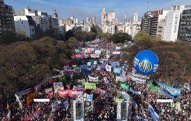 Dois vetos de Milei derrotados na Câmara dos Deputados