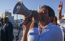 Virtudes públicas, vícios privados