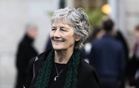 A esquerda vence as eleições presidenciais na Irlanda com uma vitória esmagadora