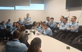 Polícias denunciam falta de condições de trabalho e exaustão