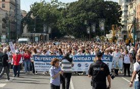 Milhares de pessoas em defesa da saúde pública na Andaluzia