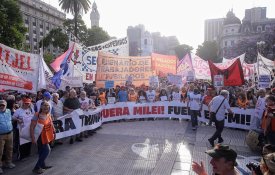 Nova vaga de luta na Argentina: contra a reforma laboral e a submissão aos EUA