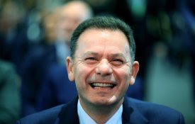 Montenegro começou a processar quem o satiriza