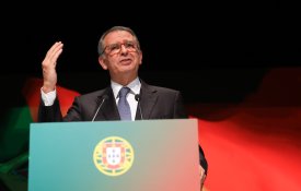 Seguro derrota candidato da extrema-direita