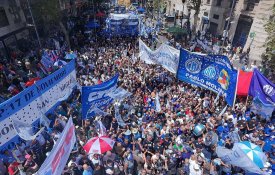 Enorme manifestação em Buenos Aires contra a reforma laboral