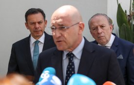 Em defesa do pacote laboral, Passos regressa para puxar o PSD para a extrema-direita