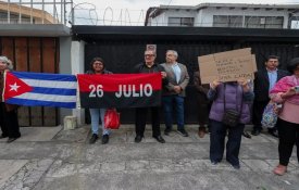Decisão do Equador contra diplomatas é «arbitrária e injustificada», afirma Cuba