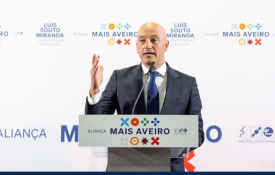 Presidente da Câmara de Aveiro associa músicos de rua ao tráfico de droga