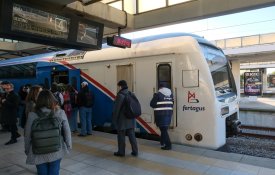 Comissões de utentes reúnem-se em Pinhal Novo por melhores serviços públicos