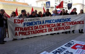  Trabalhadores das lojas EDP em greve