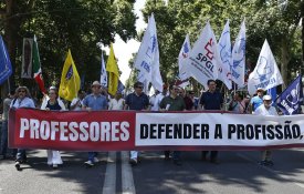 Fenprof convoca protesto para denunciar precariedade e envelhecimento da profissão