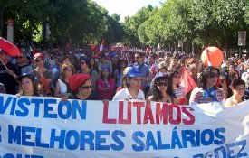 Trabalhadores da Visteon em protesto uma hora por turno