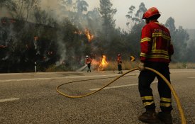 Cerca de 2 mil operacionais continuam a combater o fogo no Centro do País