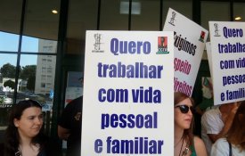 Trabalhadores do «call center» da Luz Saúde protestam contra transferência