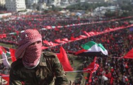 «Ou nos submetemos ou nos revoltamos»: 30 presos palestinianos continuam em luta
